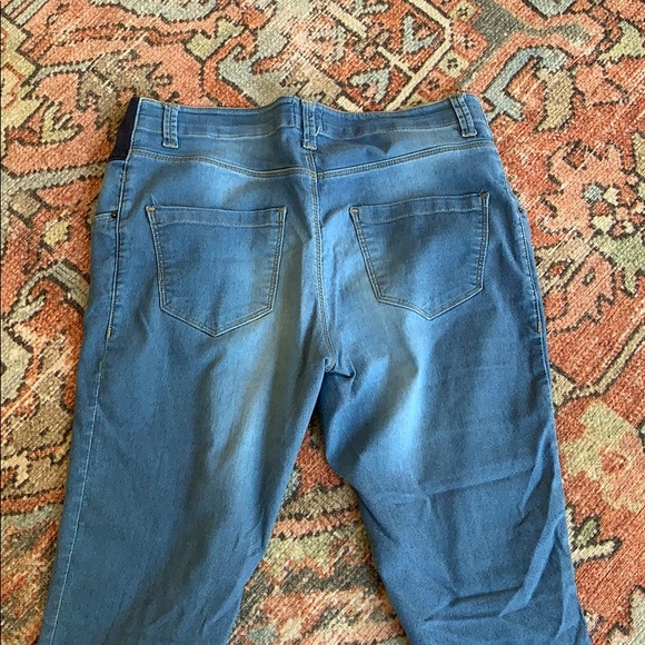 Asos Maternity Jeans - Picture 3 of 5